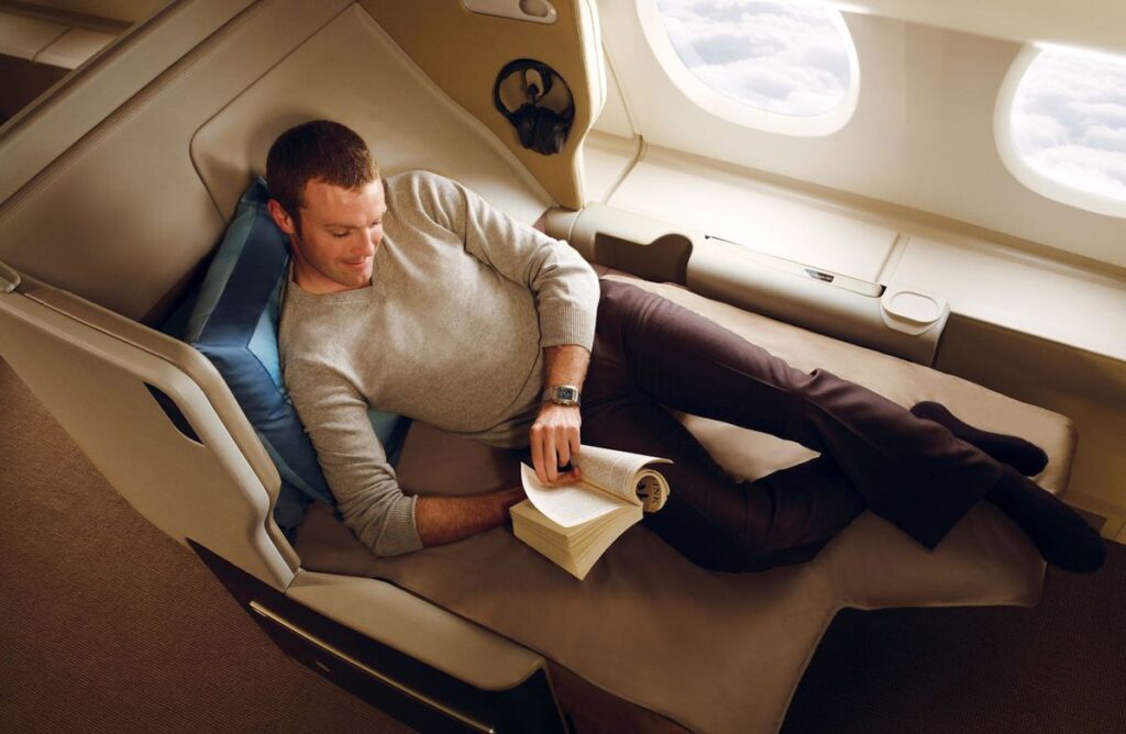 Business Class vs. First Class: qué cambia realmente al volar en las cabinas más exclusivas 10 first 1